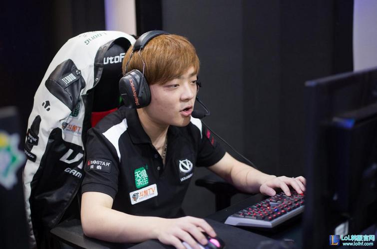 DOTA2 CDA联赛：CDEC 2：1战胜茶队