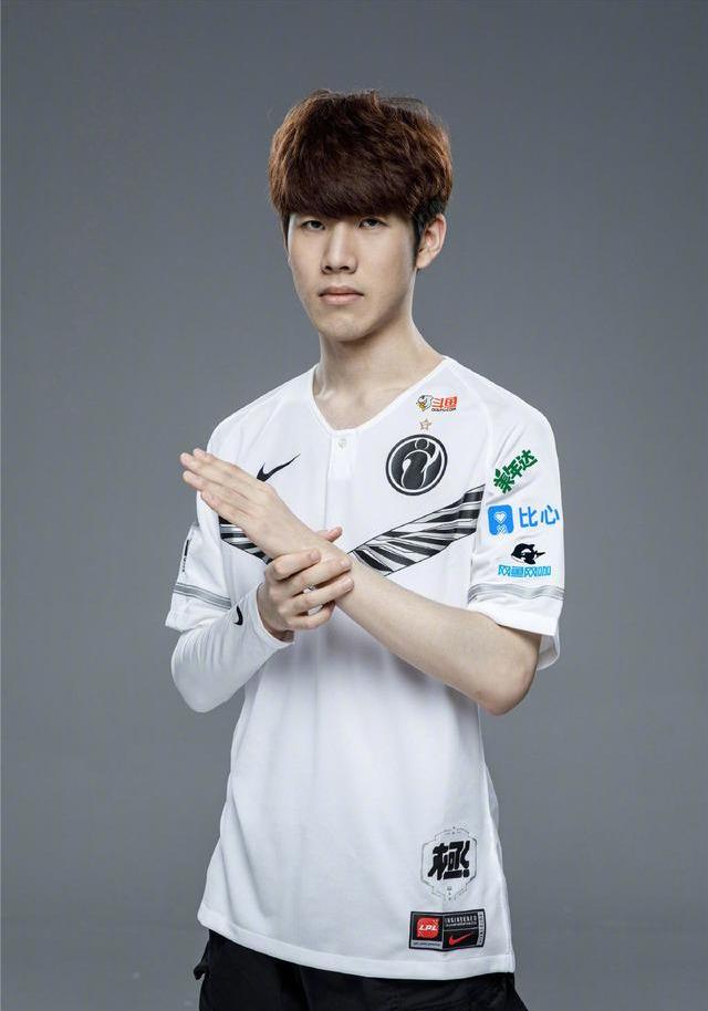 apEX与分析师就ZywOo的评论发生冲突