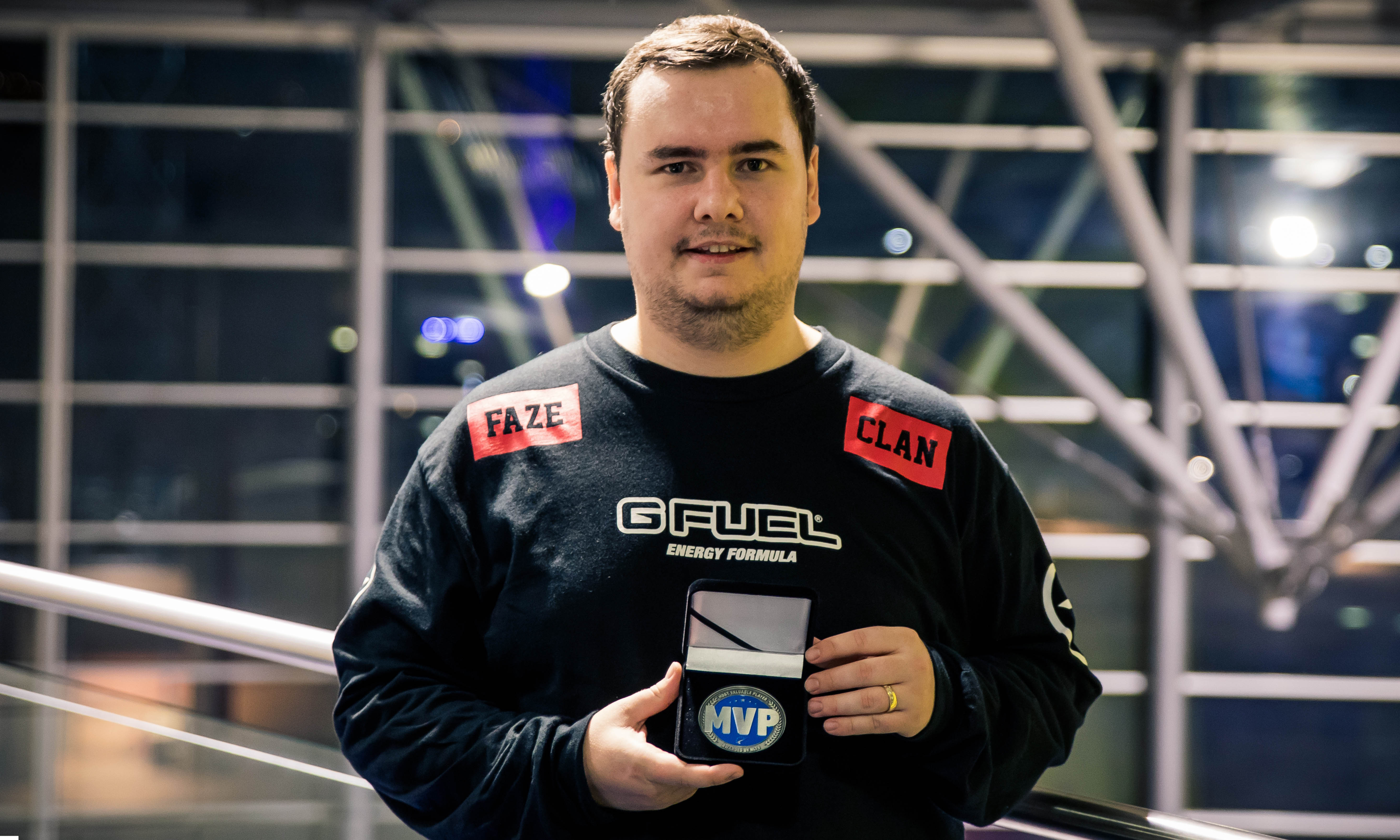 Jackeylove加入TES的真正原因是？